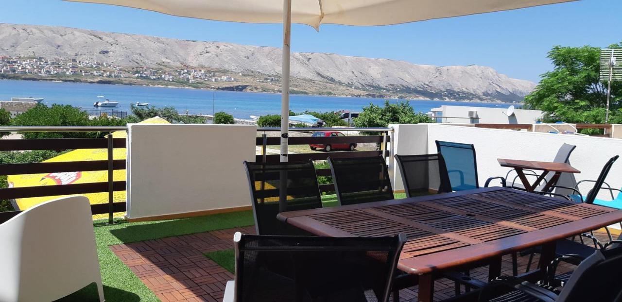 Apartments Marzic Pag Town Bagian luar foto