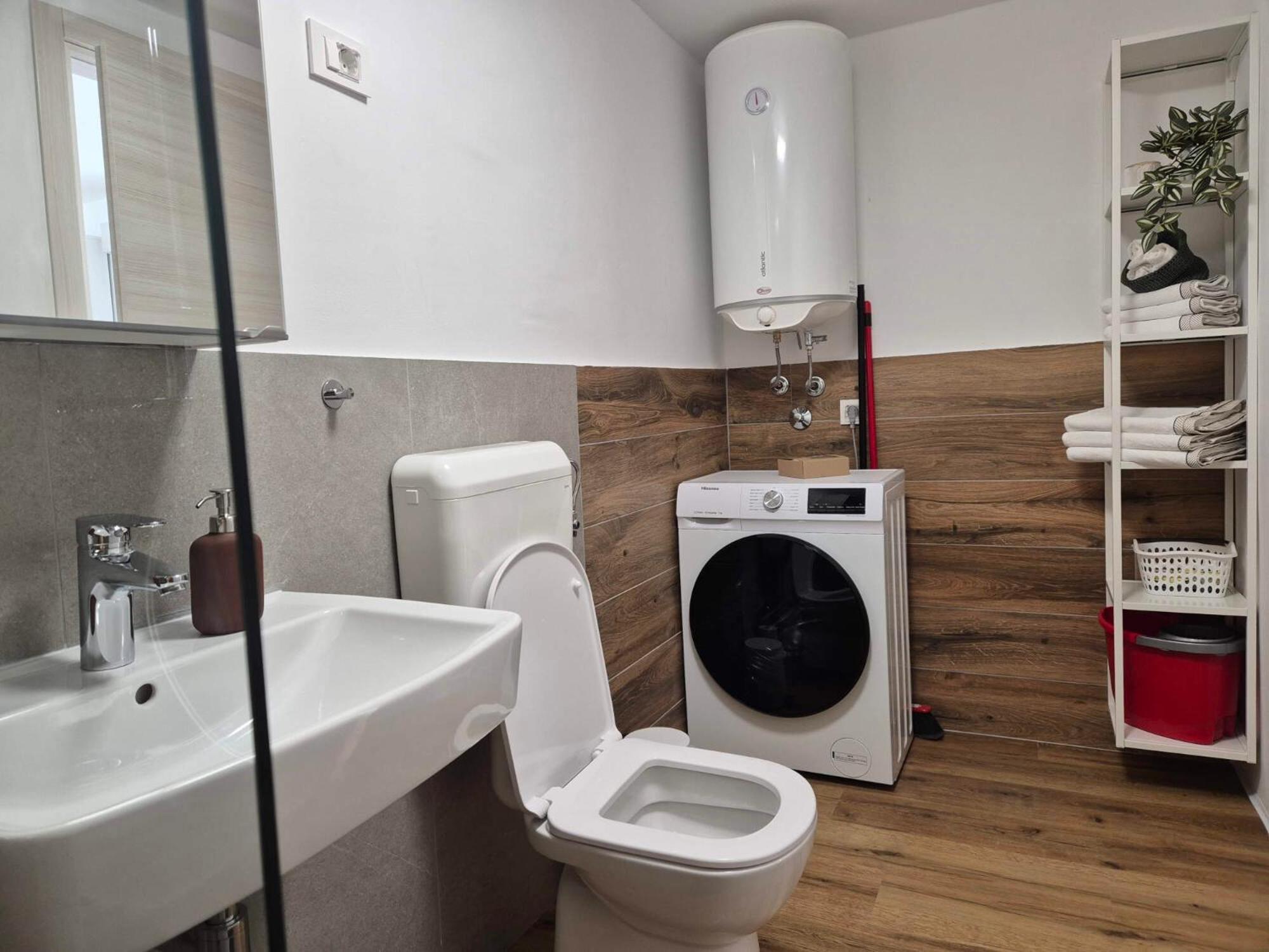 Apartments Marzic Pag Town Bagian luar foto
