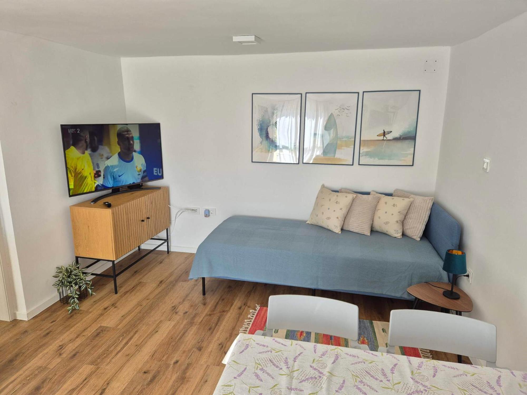 Apartments Marzic Pag Town Bagian luar foto