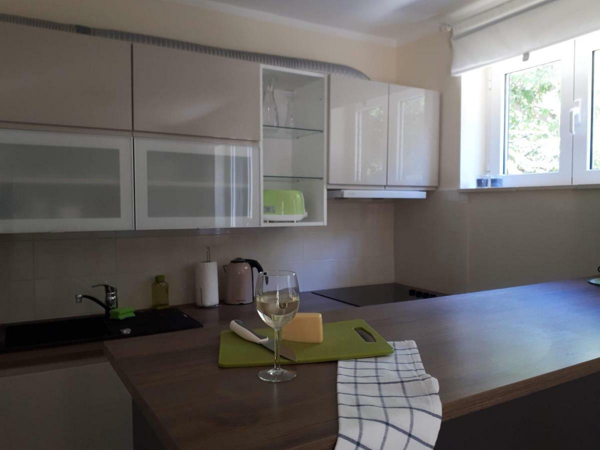 Apartments Marzic Pag Town Bagian luar foto